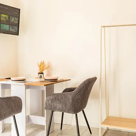 Studio Cosy Tout Confort Coeur Historique De Bedarieux *
